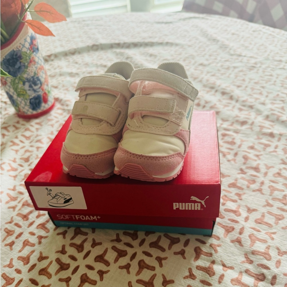 Toddler Girl Puma shoes 8C